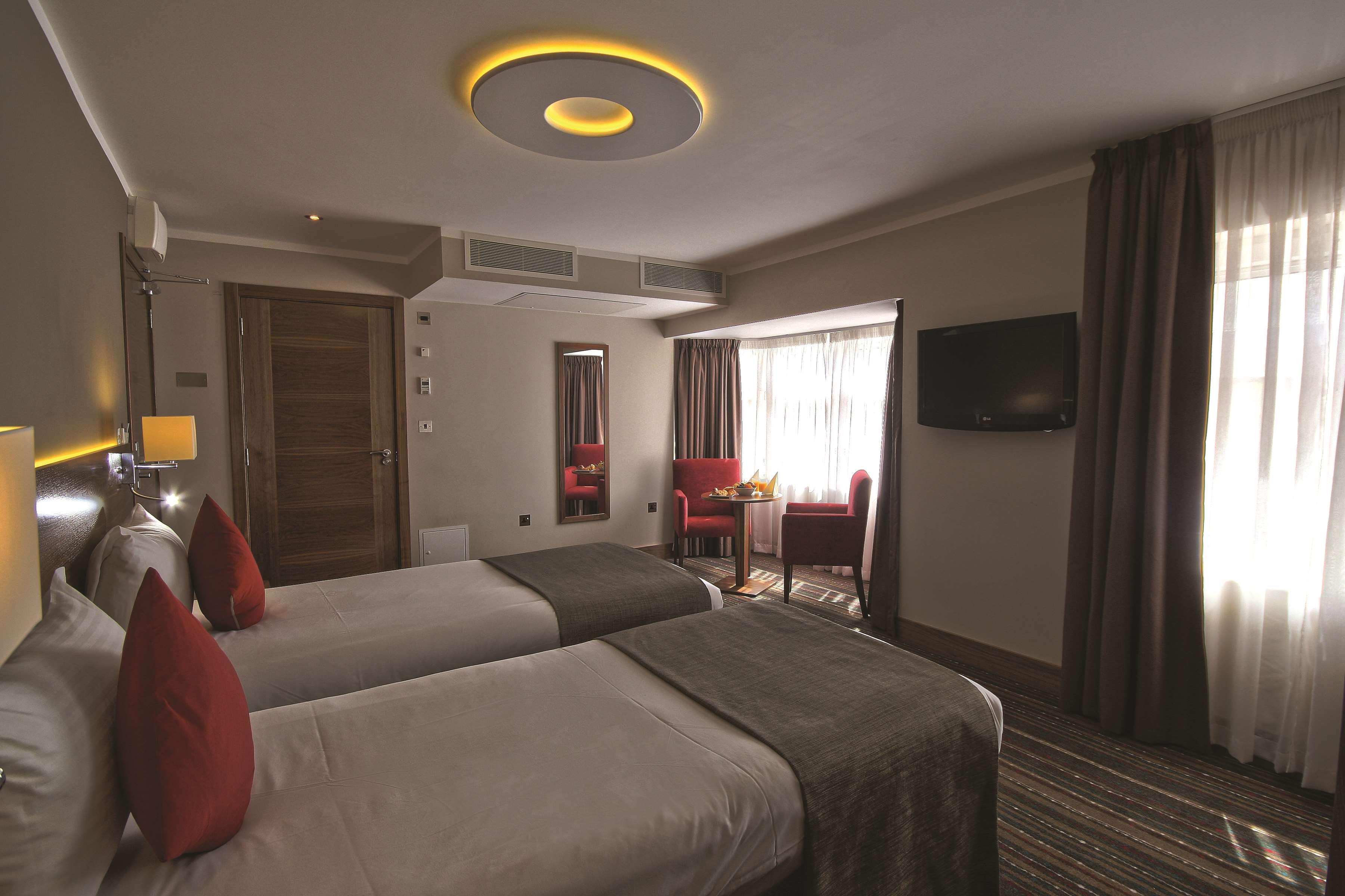 Best Western Palm Hotel London Room photo
